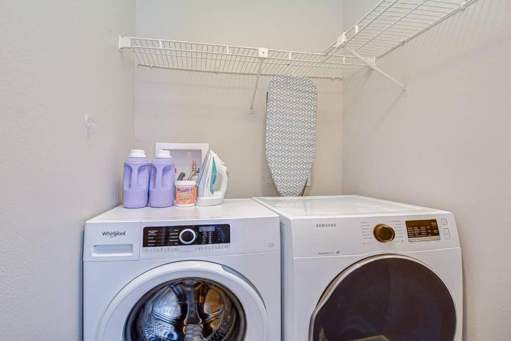 》Executive Apartment Near Armature Works-Room For Six, Full Kitchen《 Tampa Ngoại thất bức ảnh