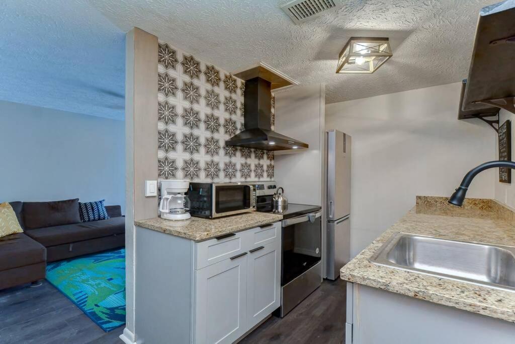 》Executive Apartment Near Armature Works-Room For Six, Full Kitchen《 Tampa Ngoại thất bức ảnh